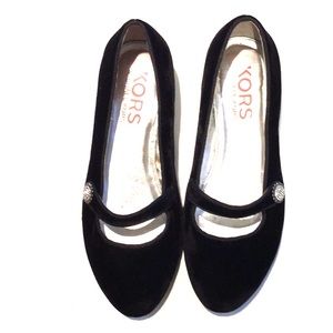 Michael Kors black velvet Mary Janes girls size 4M